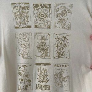 Cropped graphic long sleeve